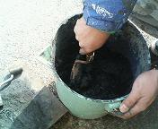 漆喰・砂・灰墨