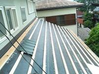 屋根下地材張り工事